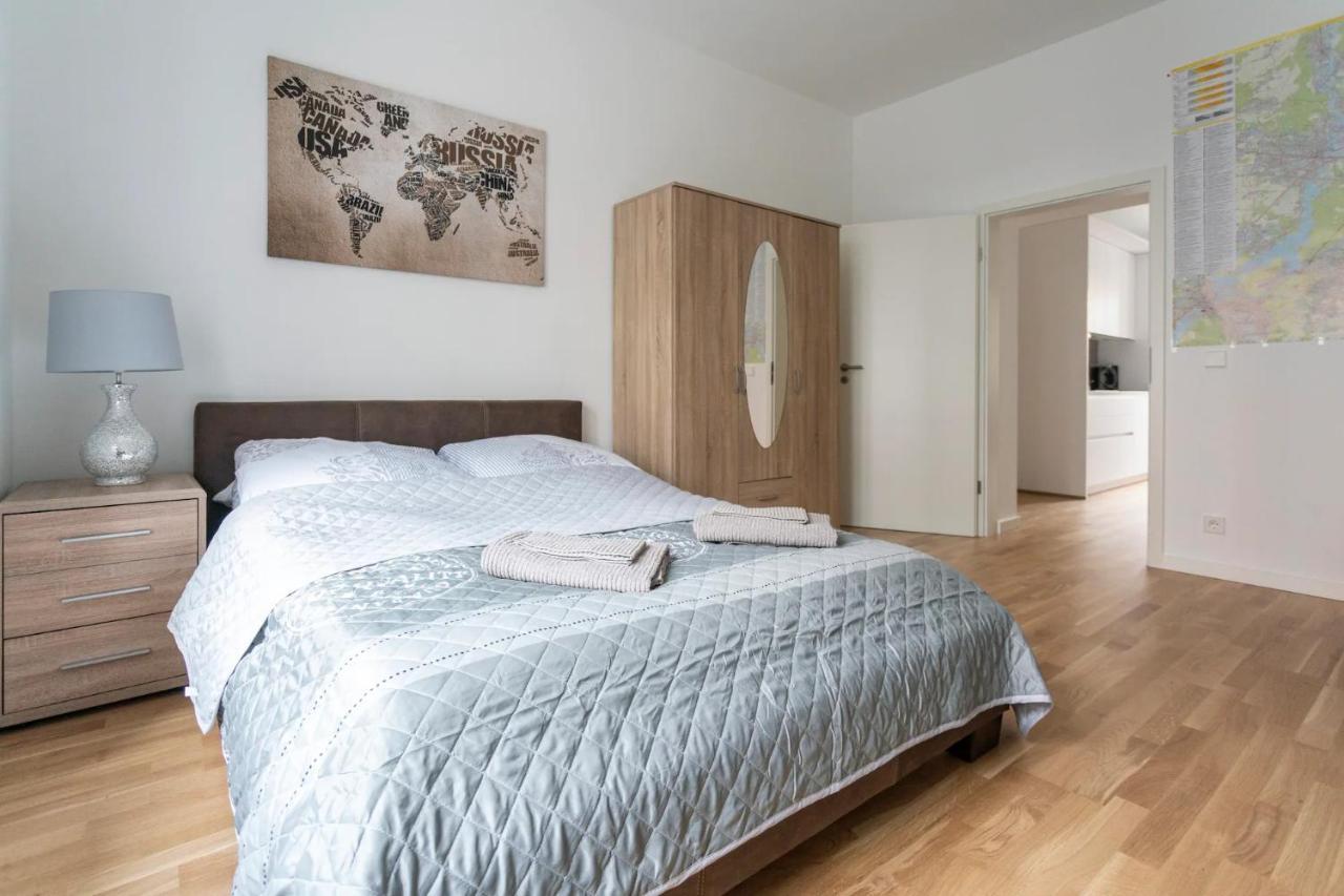 A Stylish Apartment In The Center Of True Berlín Exterior foto